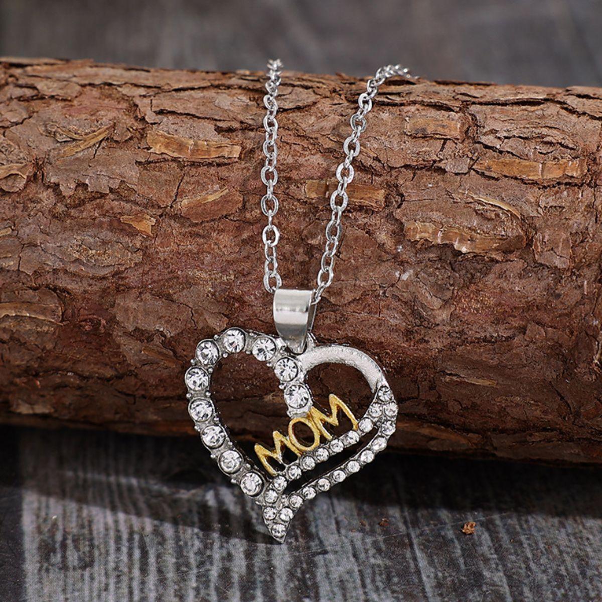 Alloy Inlaid Zircon Heart Pendant Necklace - Admiresty